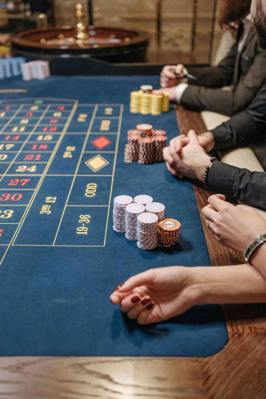 https://winauracasinos.com